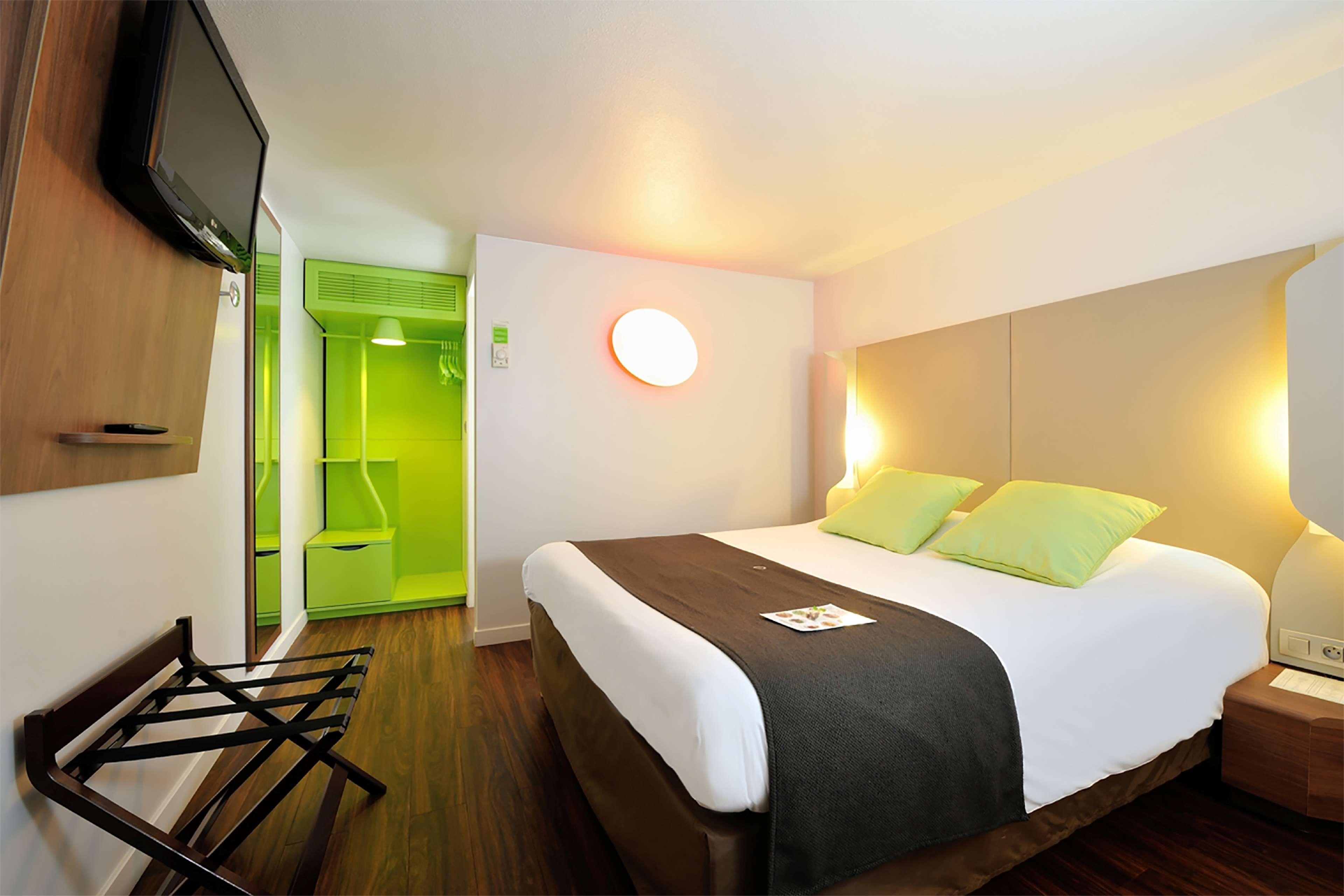 B&B Hotel Roissy - Saint Witz Ex-Campanile Roissy - Saint Witz Exterior foto